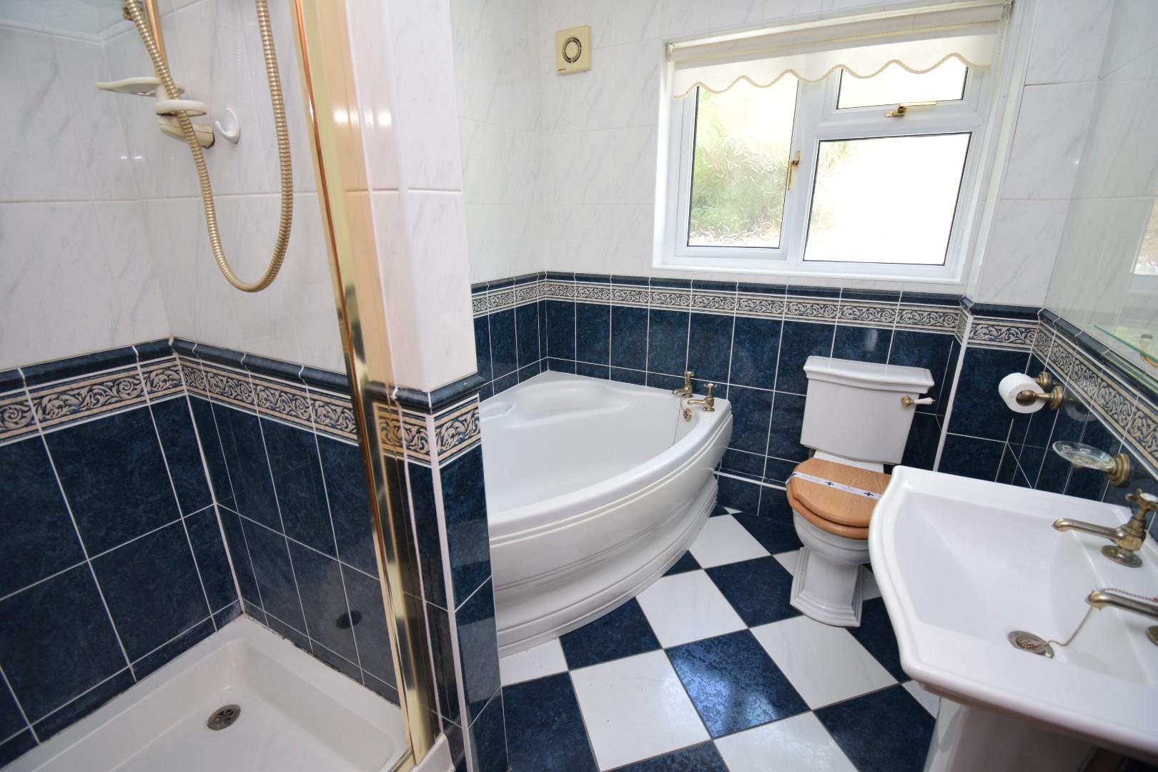 Ground Floor Bathroom.JPG